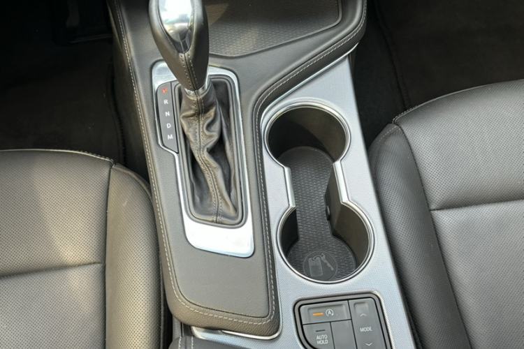 Used Cadillac CT4 2023 28T Luxury Version Interior 8