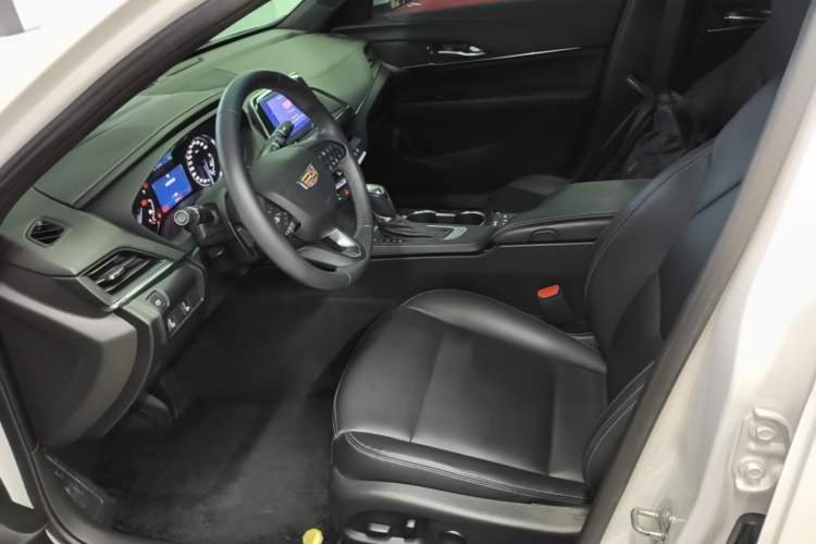 Used Cadillac CT4 2023 25T Fashion Edition Left Front Seat