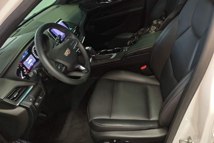 Used Cadillac CT4 2023 25T Fashion Edition Left Front Seat