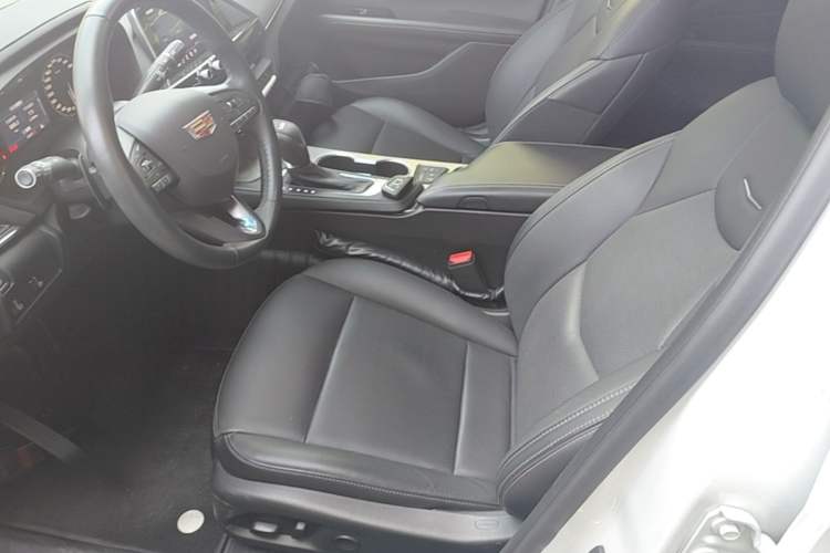 Used Cadillac CT4 2023 25T Luxury Model Left Front Seat