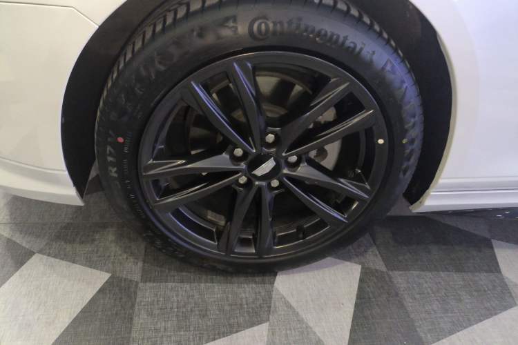 Used Cadillac CT4 2023 25T Luxury Model Left Front Wheel Hub