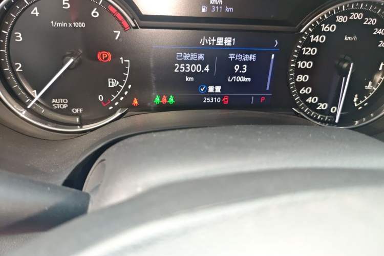 Used Cadillac CT4 2023 25T Fashion Edition Odometer Close Up