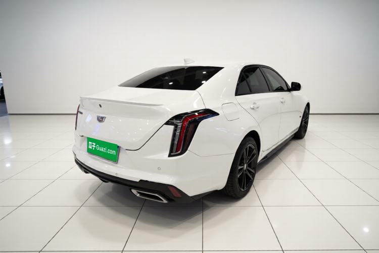 Used Cadillac CT4 2023 25T Luxury Model Rear Right 45 Deg