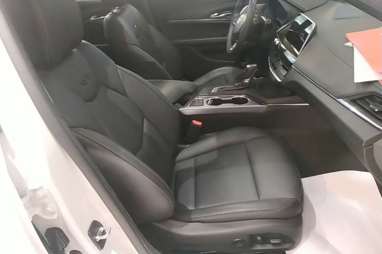 Used Cadillac CT4 2023 25T Luxury Model Right Front Seat