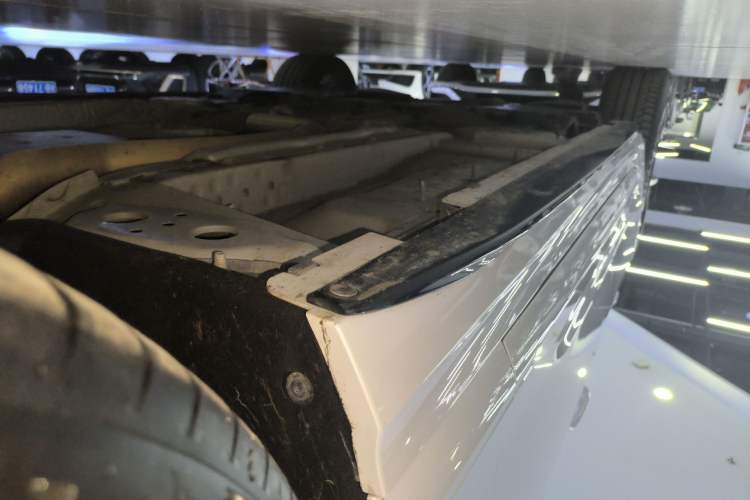 Used Cadillac CT4 2023 25T Luxury Model Right Side Sill