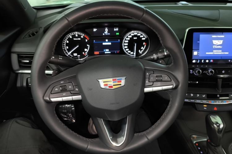 Used Cadillac CT4 2023 25T Fashion Edition Steering Wheel