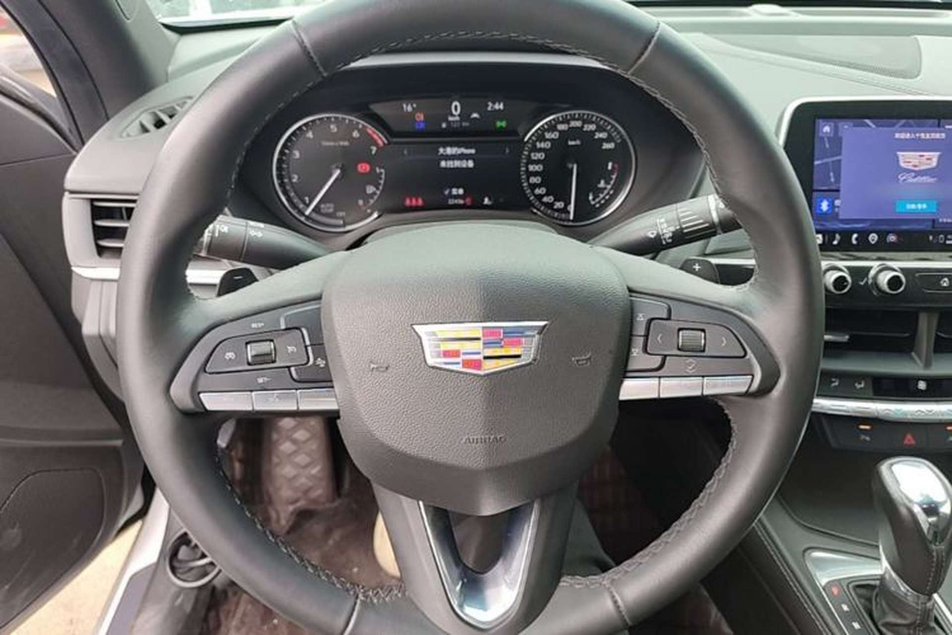 Used Cadillac CT4 2023 25T Luxury Model Steering Wheel