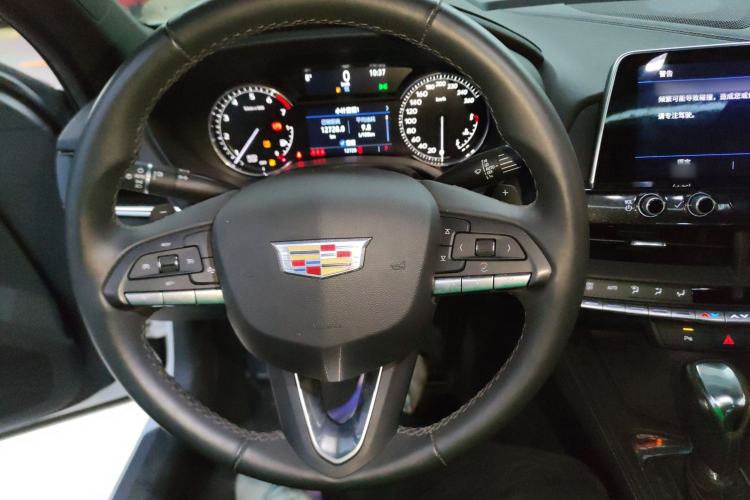 Used Cadillac CT4 2023 25T Luxury Model Steering Wheel