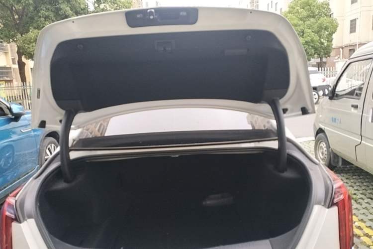 Used Cadillac CT4 2023 25T Fashion Edition Trunk