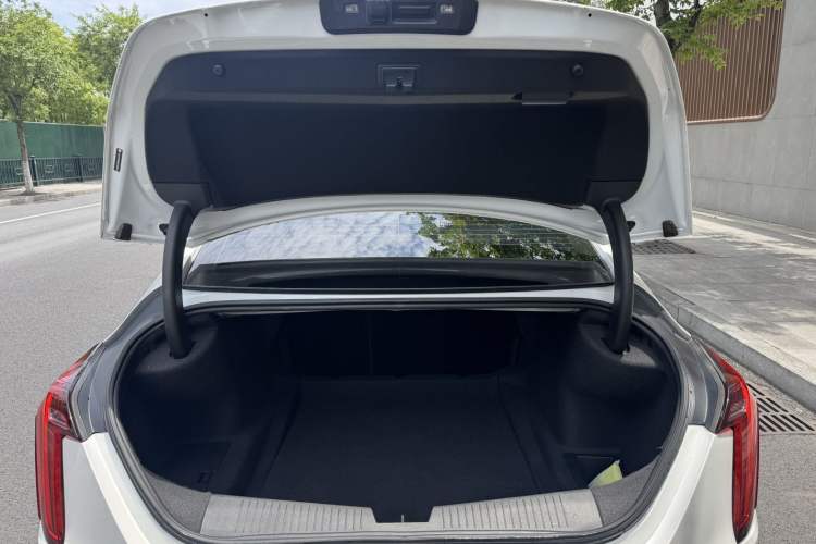 Used Cadillac CT4 2023 25T Fashion Edition Trunk
