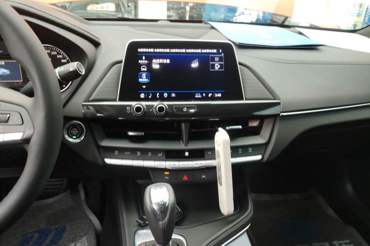 Used Cadillac CT4 2023 25T Luxury Model Audio And AC Panel