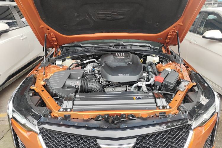 Used Cadillac CT4 2023 25T Luxury Model Engine Bay