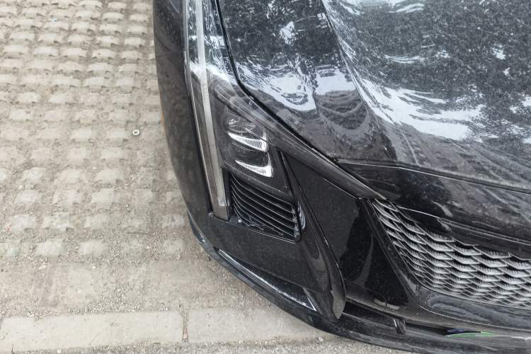 Used Cadillac CT5 2024 28T Luxury Pro Trim Right Front Headlight