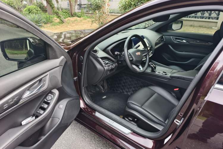 Used Cadillac CT5 2020 28T Fashion Edition Interior 2