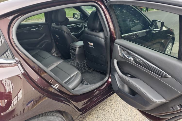 Used Cadillac CT5 2020 28T Fashion Edition Interior 4