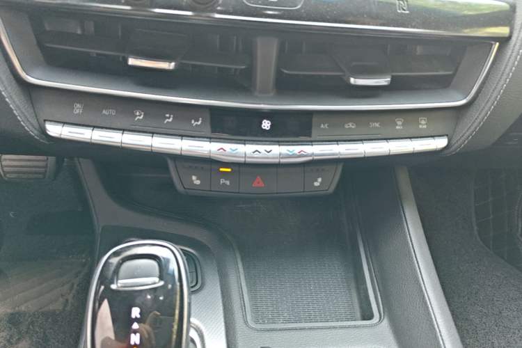 Used Cadillac CT5 2020 Revised Version 28T Luxury Edition Audio And AC Panel