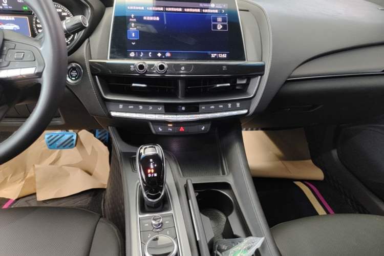 Used Cadillac CT5 2020 28T Luxury Version Audio And AC Panel