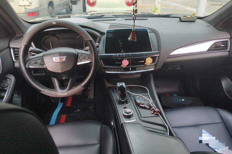 Used Cadillac CT5 2020 Revised Version 28T Luxury Edition Center Console