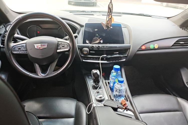 Used Cadillac CT5 2020 Revised Version 28T Luxury Edition Center Console
