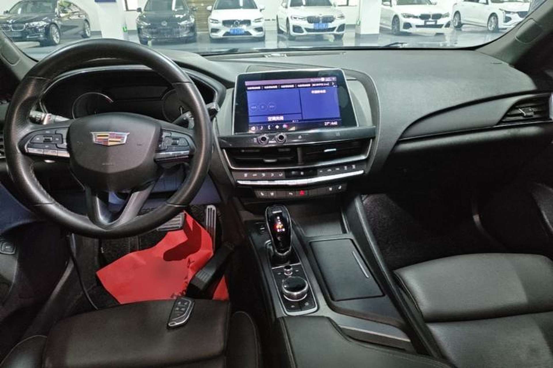 Used Cadillac CT5 2020 Updated 28T Leading Sporty Version Center Console