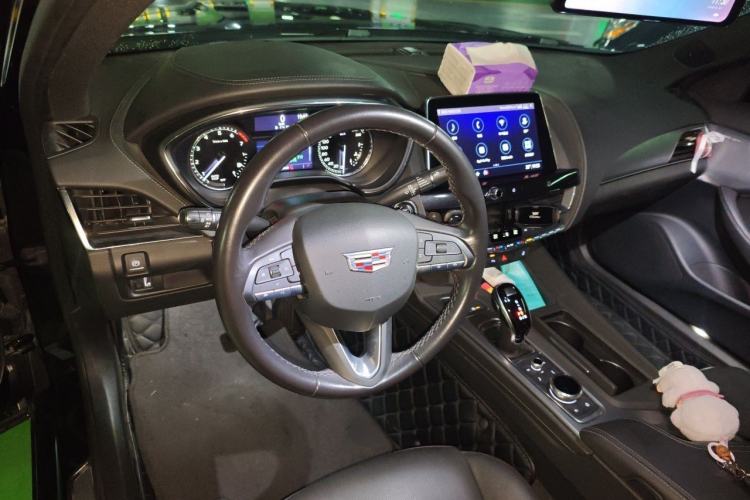 Used Cadillac CT5 2020 28T Luxury Version Center Console