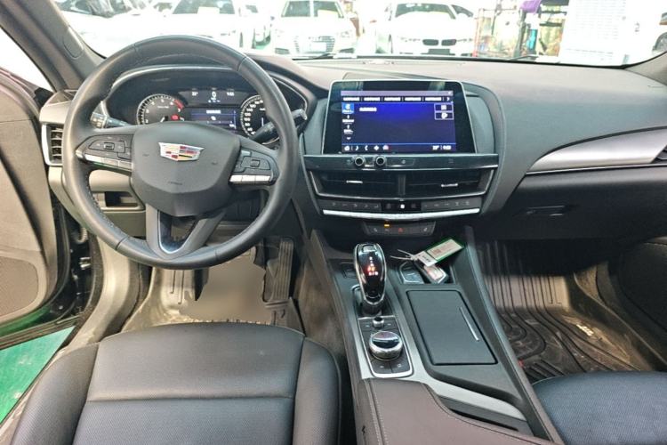 Used Cadillac CT5 2020 Revised Version 28T Luxury Edition Center Console