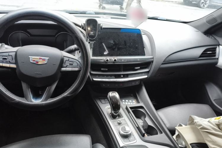 Used Cadillac CT5 2020 Updated 28T Leading Sporty Version Center Console