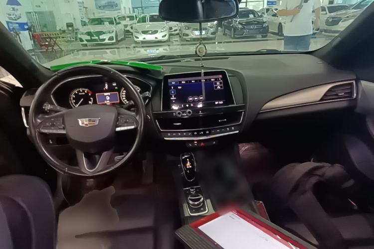 Used Cadillac CT5 2020 28T Luxury Version Center Console