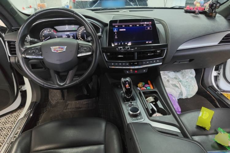Used Cadillac CT5 2020 Revised Version 28T Luxury Edition Center Console