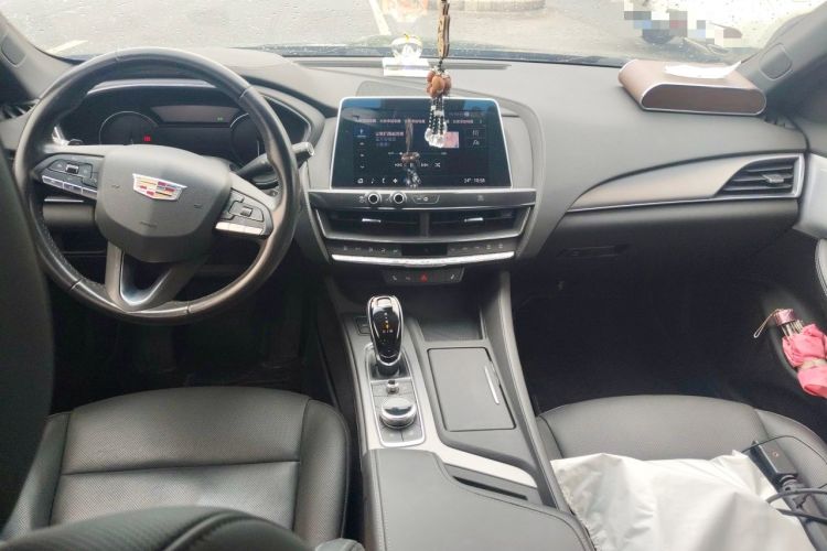 Used Cadillac CT5 2020 28T Luxury Version Center Console