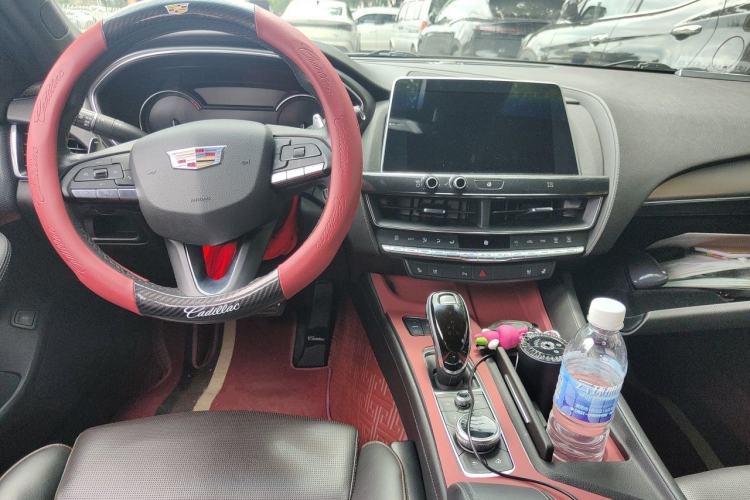 Used Cadillac CT5 2020 28T Leading Sport Model Center Console