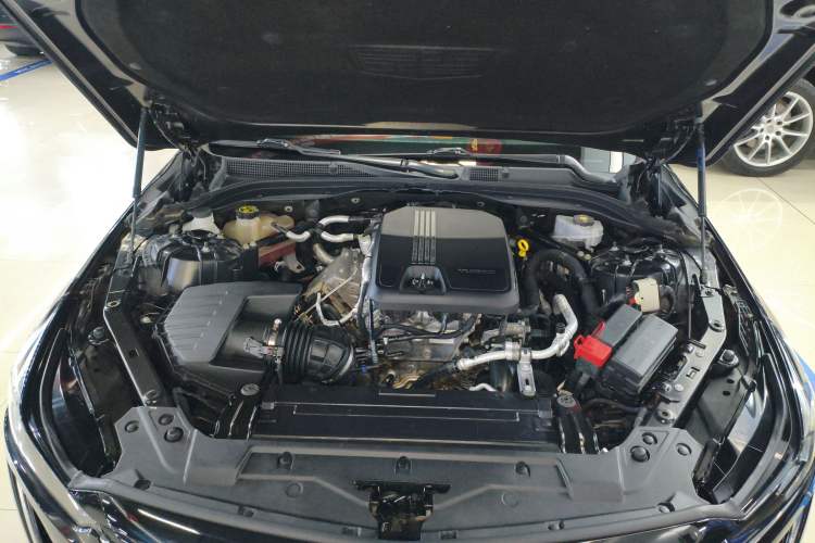 Used Cadillac CT5 2020 28T Fashion Edition Engine Bay