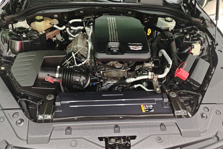 Used Cadillac CT5 2020 Updated 28T Leading Sporty Version Engine Bay