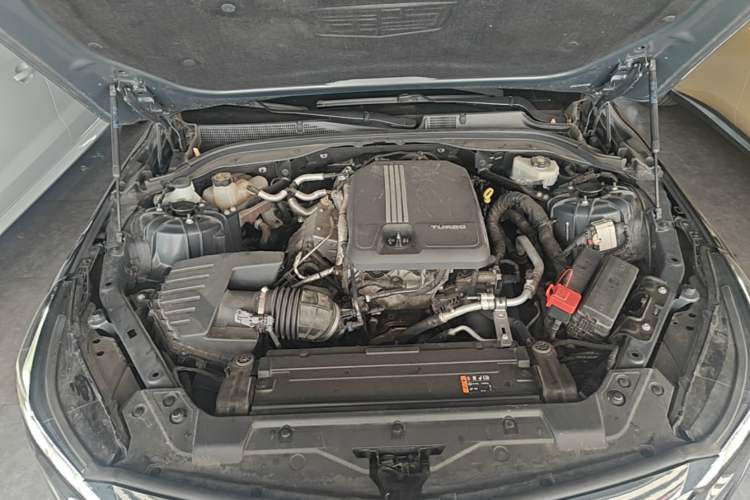 Used Cadillac CT5 2020 28T Luxury Version Engine Bay