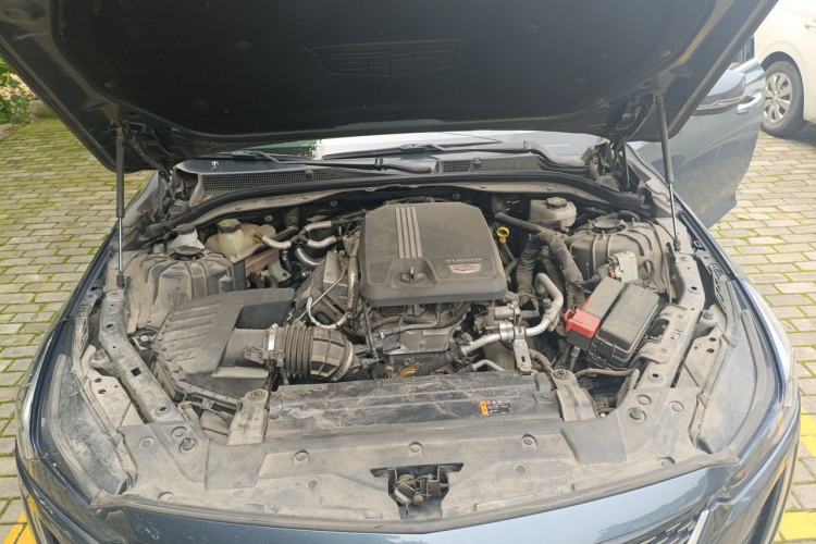 Used Cadillac CT5 2020 28T Luxury Version Engine Bay