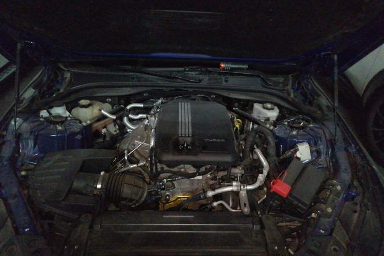 Used Cadillac CT5 2020 28T Tech Edition Engine Bay