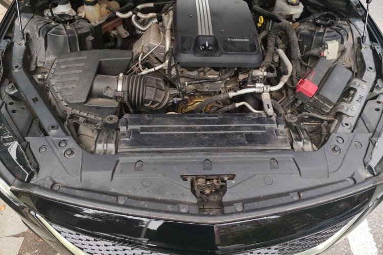 Used Cadillac CT5 2020 28T Tech Edition Engine Bay