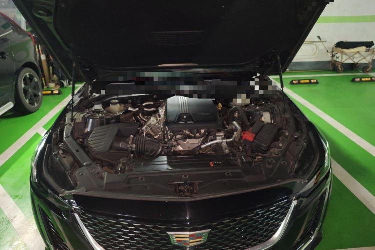 Used Cadillac CT5 2020 28T Luxury Version Engine Bay