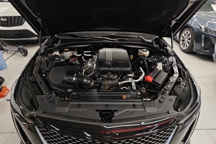 Used Cadillac CT5 2020 28T Luxury Version Engine Bay