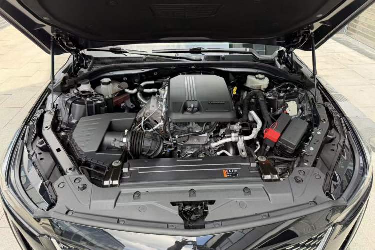 Used Cadillac CT5 2020 28T Luxury Version Engine Bay
