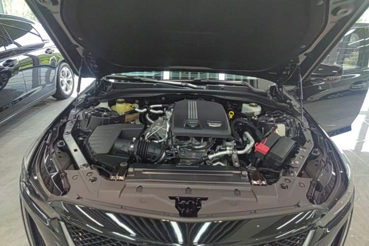 Used Cadillac CT5 2020 Updated 28T Leading Sporty Version Engine Bay