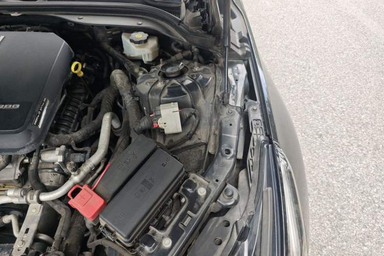 Used Cadillac CT5 2020 28T Platinum Sport Edition Engine Bay Left
