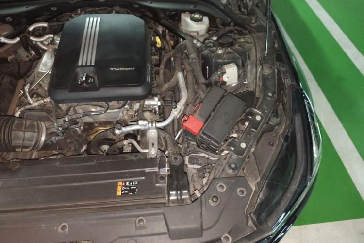 Used Cadillac CT5 2020 28T Luxury Version Engine Bay Left