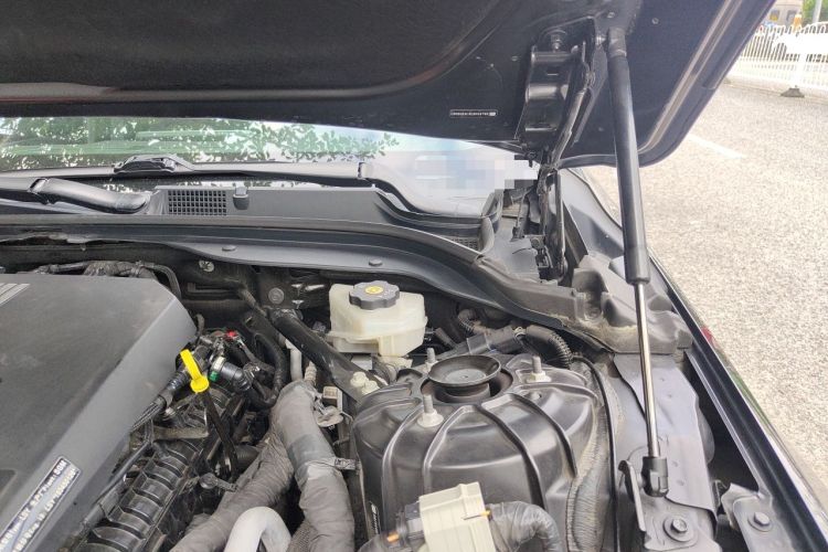 Used Cadillac CT5 2020 28T Leading Sport Model Engine Bay Left