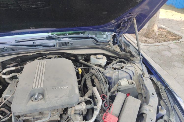 Used Cadillac CT5 2020 28T Fashion Edition Engine Bay Left