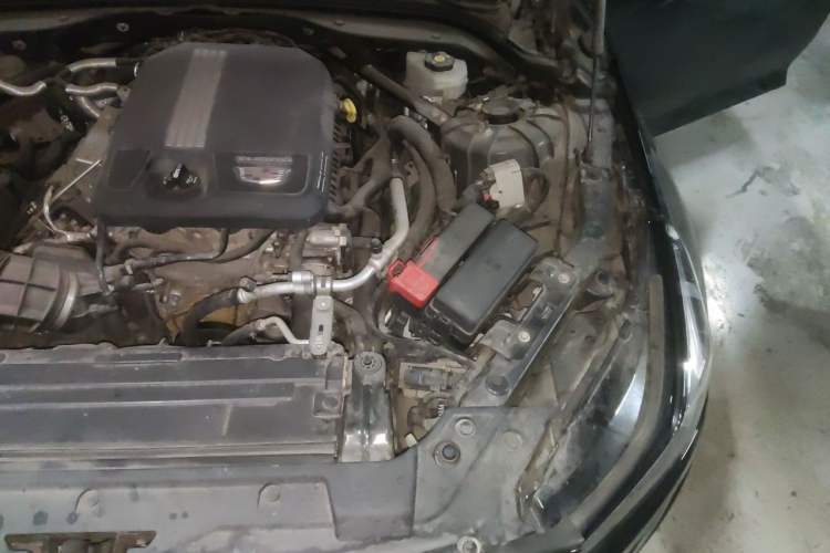 Used Cadillac CT5 2020 Updated 28T Leading Sporty Version Engine Bay Left