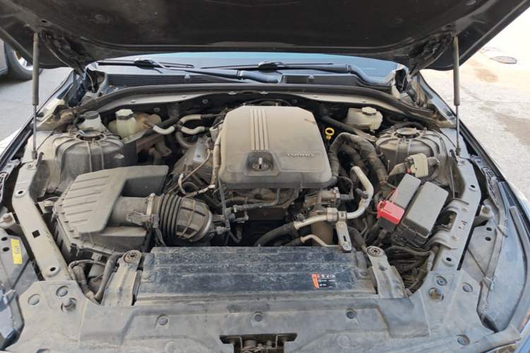 Used Cadillac CT5 2020 28T Fashion Edition Engine Bay