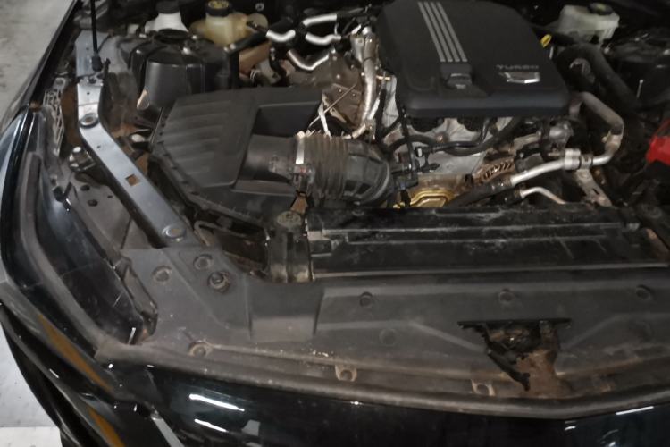 Used Cadillac CT5 2020 Revised Version 28T Luxury Edition Engine Bay Right