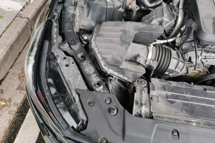 Used Cadillac CT5 2020 Revised Version 28T Luxury Edition Engine Bay Right