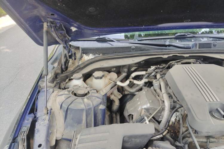 Used Cadillac CT5 2020 28T Fashion Edition Engine Bay Right